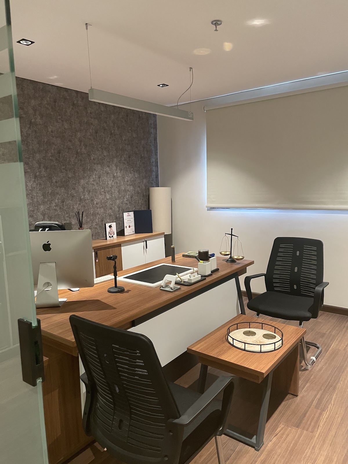 شركة محمود أبو زهير واحمد الغامدي للمحاماة والاستشارات القانونية والتوثيق