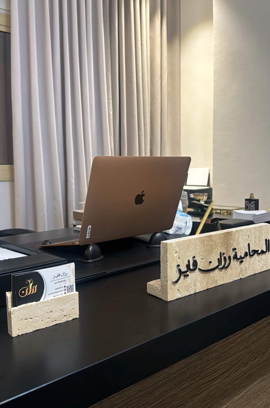 مكتب المحامية رزان فايز لأعمال المحاماة والتوثيق والإستشارات القانونية